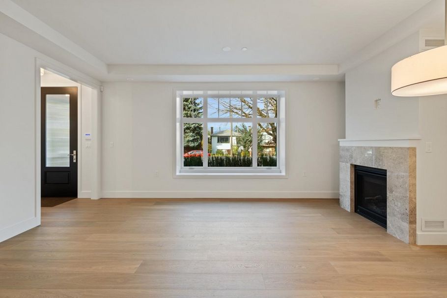 1136 E 26th Avenue Vancouver, BC - 8