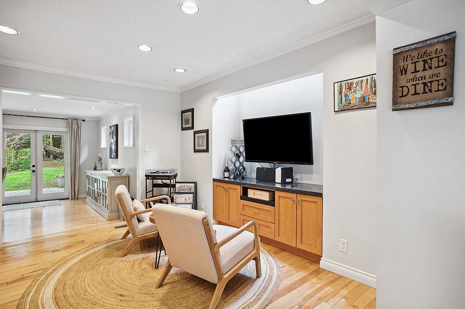 2569 Hyannis Point North Vancouver, BC - 7