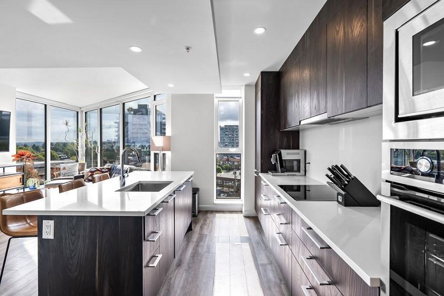 905 285 E 10th Avenue Vancouver, BC - 3