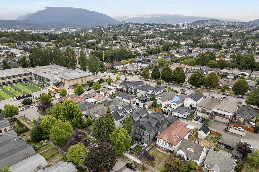 2 1160 Rossland Street Vancouver, BC - 39