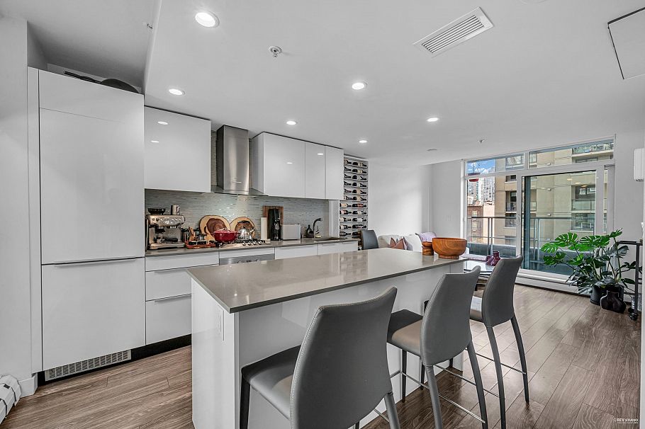 513 1283 Howe Street Vancouver, BC - 8