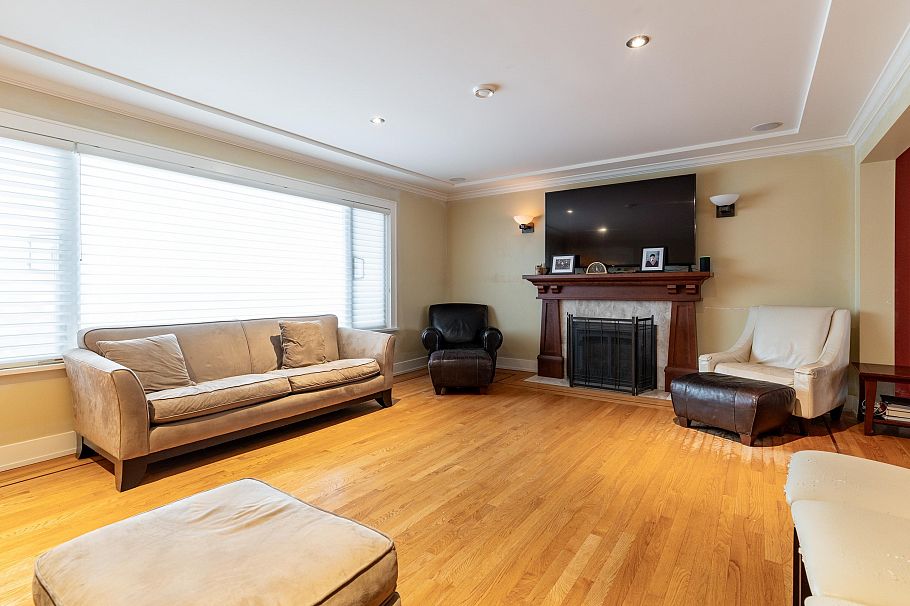 5570 Baillie Street Vancouver, BC - 5