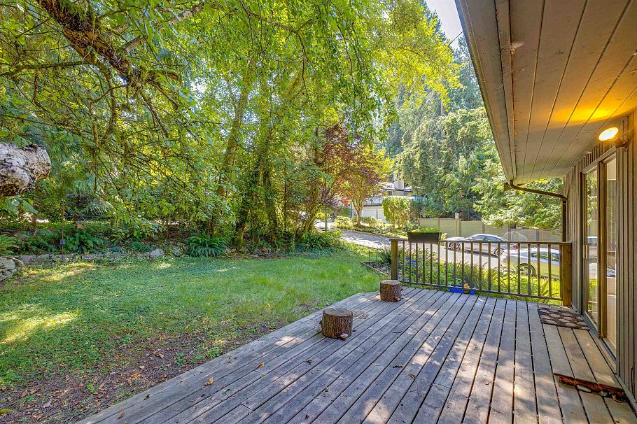 4755 Cove Cliff Road North Vancouver, BC - 26