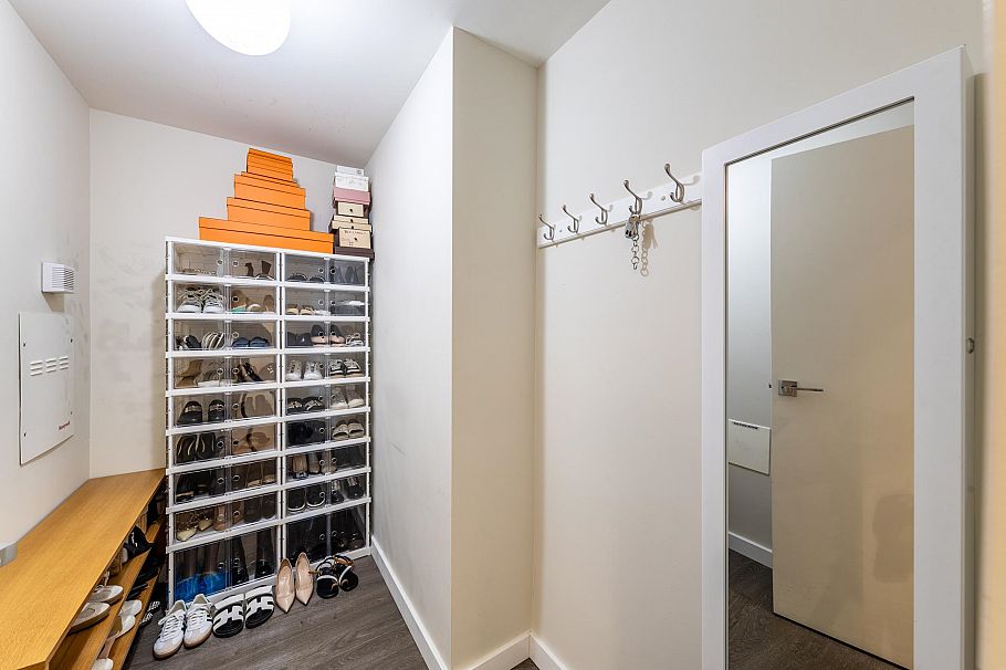 2501 8 Smithe Mews Vancouver, BC - 26