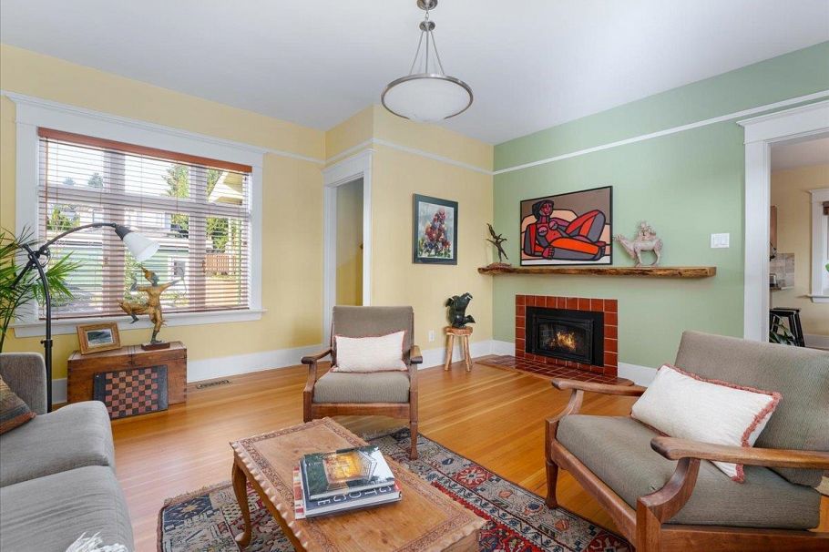 848 E 6th Street North Vancouver, BC - 5