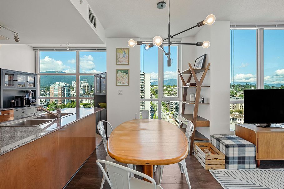 2001 188 E Esplanade North Vancouver, BC - 7