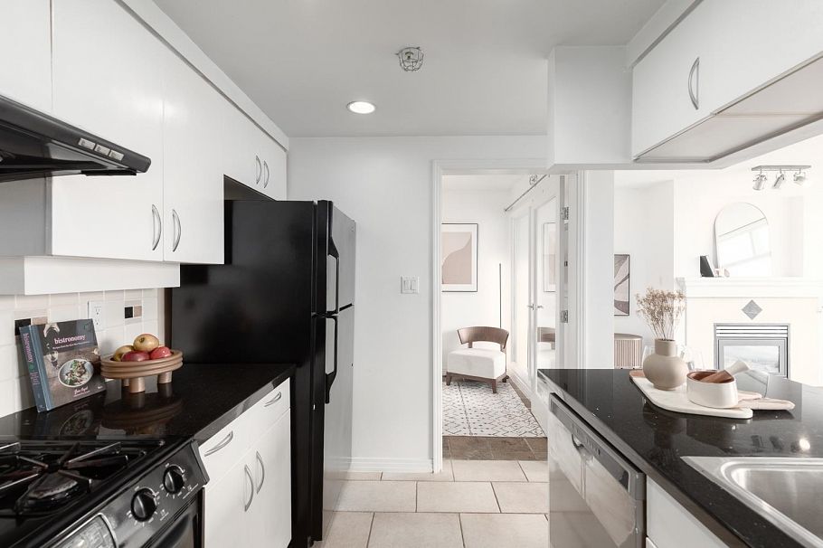 1907 1199 Marinaside Crescent Vancouver, BC - 13