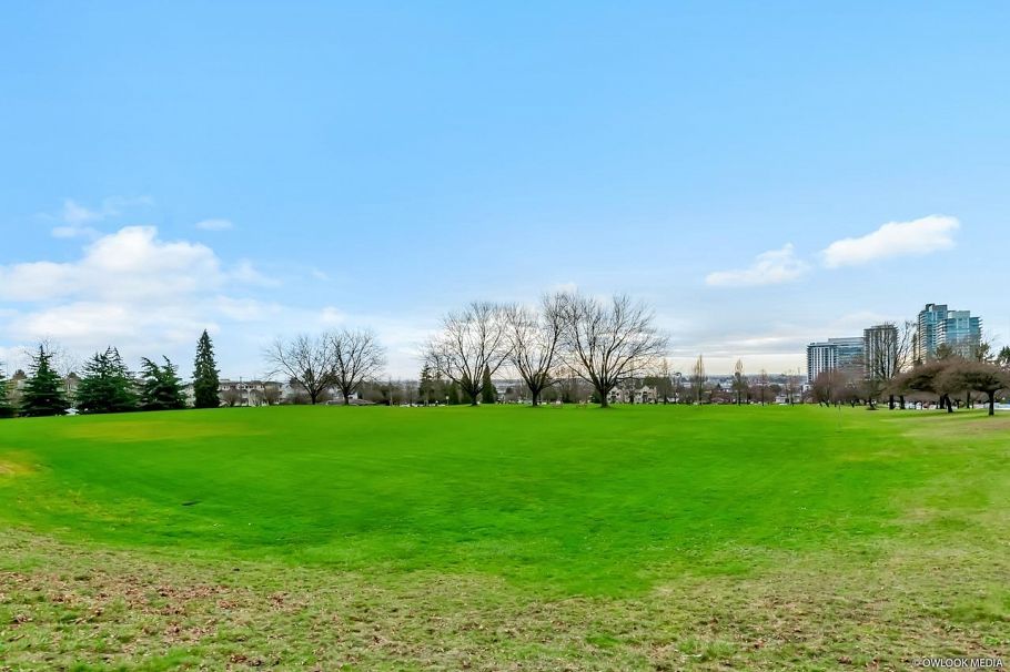 504 375 W 59th Avenue Vancouver, BC - 2