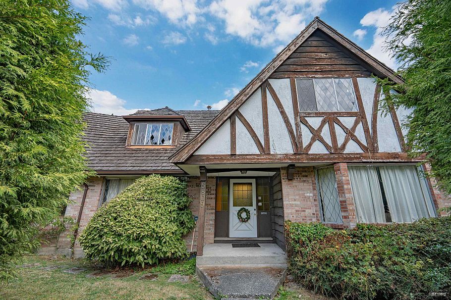 5809 Fremlin Street Vancouver, BC - 2