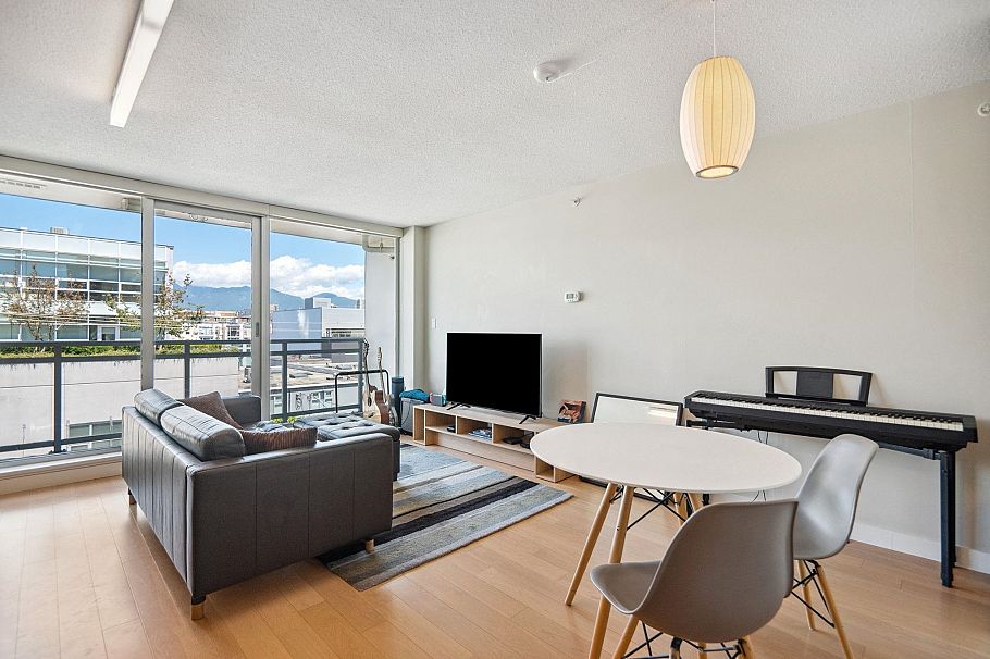 416 1635 West 3rd Avenue Vancouver, BC - 10