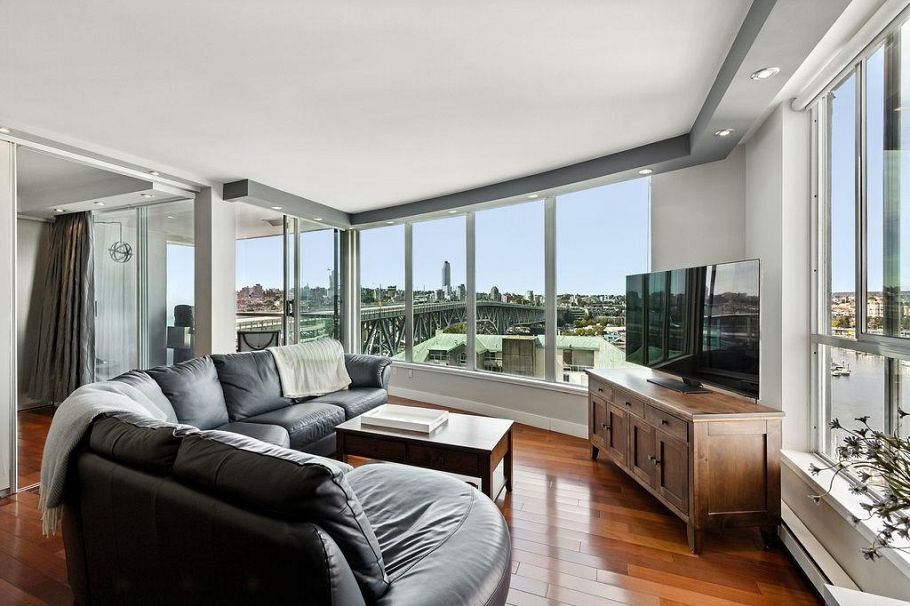 1405 1500 Howe Street Vancouver, BC - 4