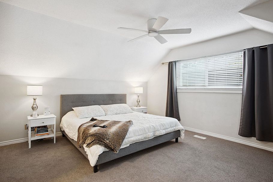 2569 Hyannis Point North Vancouver, BC - 23