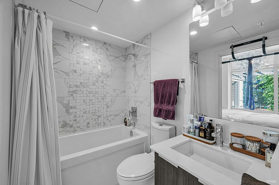 513 1283 Howe Street Vancouver, BC - 16