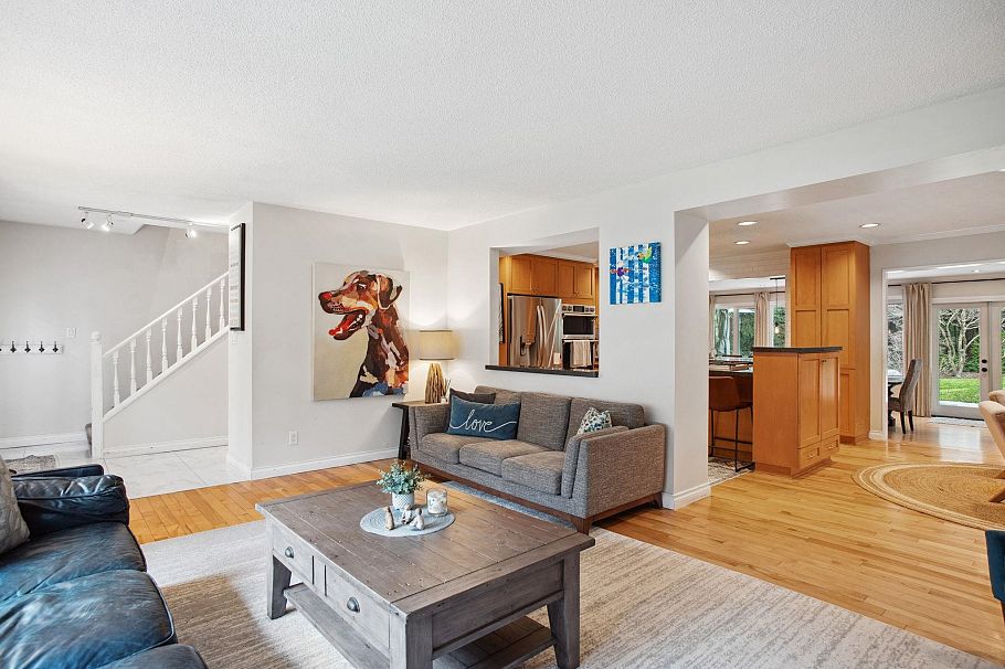 2569 Hyannis Point North Vancouver, BC - 4