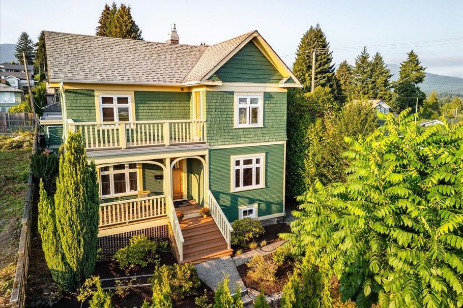 848 E 6th Street North Vancouver, BC - 31