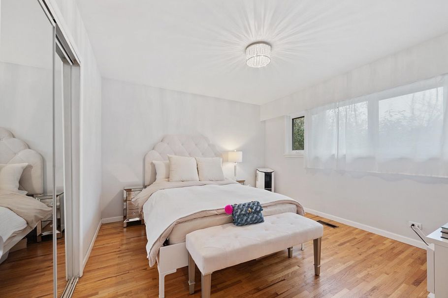 2520 E 8th Avenue Vancouver, BC - 18