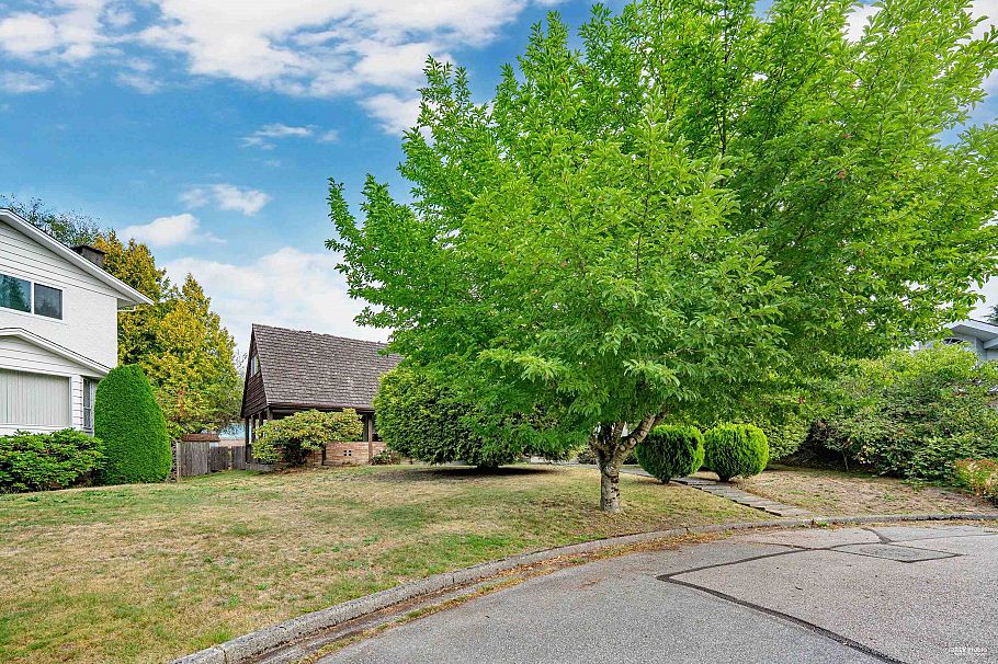 5809 Fremlin Street Vancouver, BC - 3