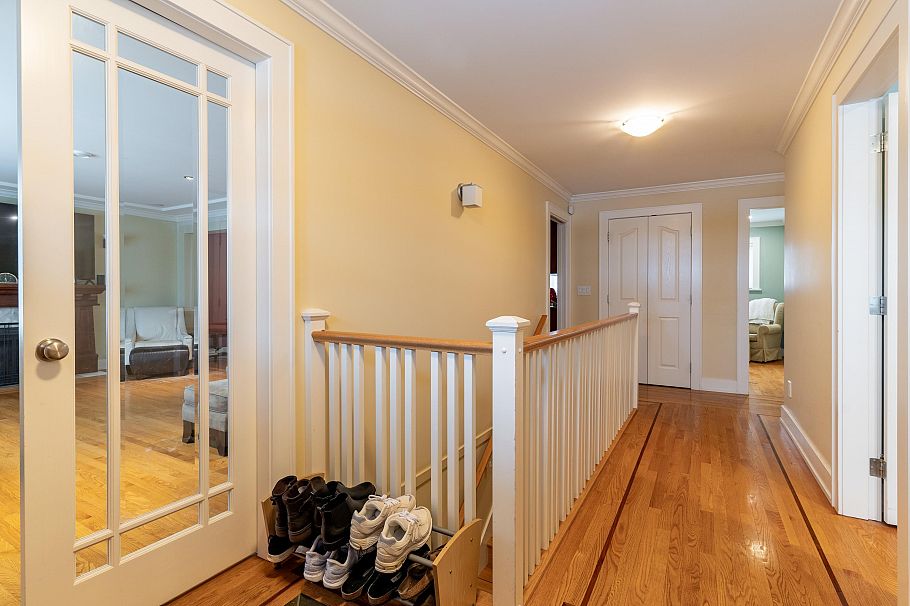 5570 Baillie Street Vancouver, BC - 2