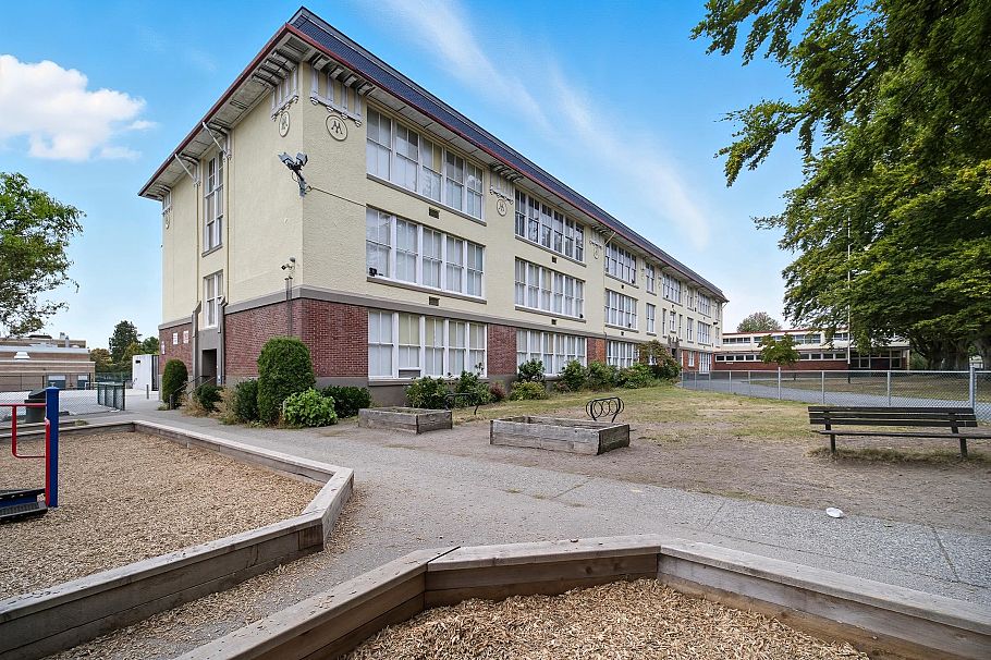 6189 Angus Drive Vancouver, BC - 16