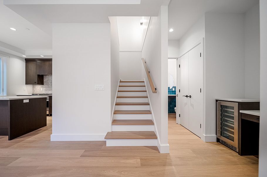 1138 E 26th Avenue Vancouver, BC - 21