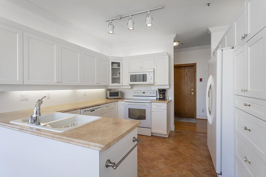 405 3777 W 8th Avenue Vancouver, BC - 13