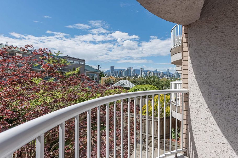 208 788 W 8th Avenue Vancouver, BC - 14