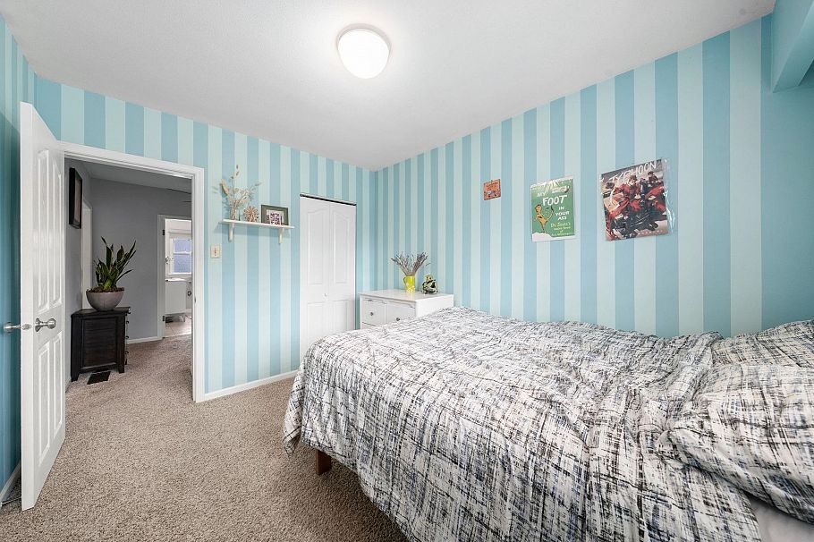 3020 Thorncliffe Drive North Vancouver, BC - 21