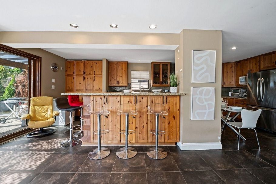 3435 St. Georges Avenue North Vancouver, BC - 15