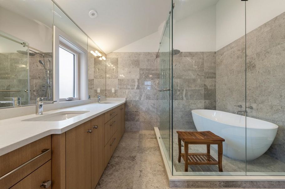 1136 E 26th Avenue Vancouver, BC - 12