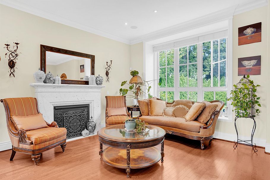 4038 W 33rd Avenue Vancouver, BC - 5