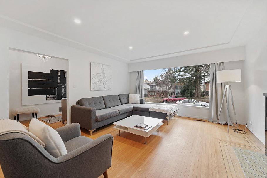 2520 E 8th Avenue Vancouver, BC - 11