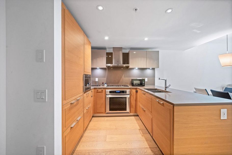 212 7128 Adera Street Vancouver, BC - 29