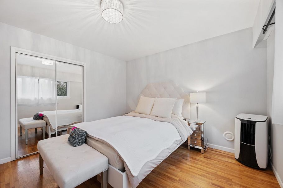 2520 E 8th Avenue Vancouver, BC - 19