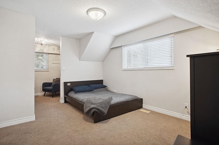 2569 Hyannis Point North Vancouver, BC - 30