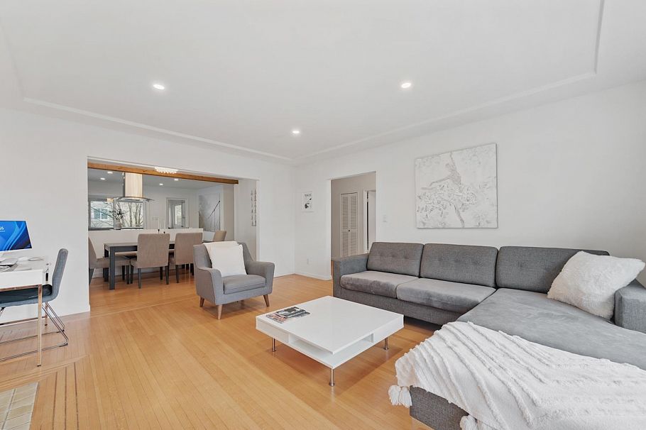 2520 E 8th Avenue Vancouver, BC - 27