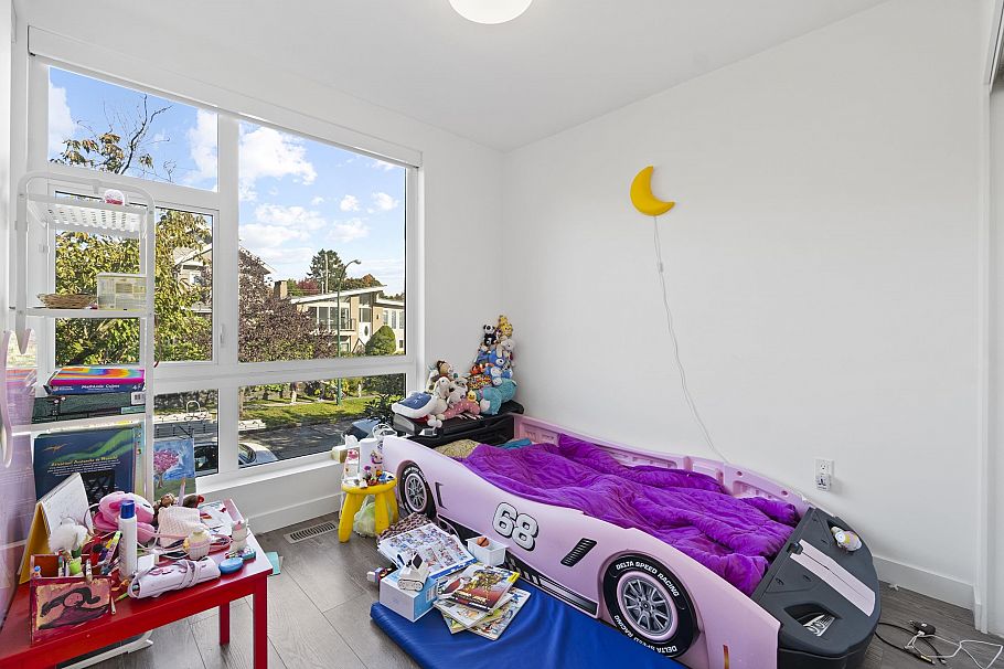 190 W 63rd Avenue Vancouver, BC - 11