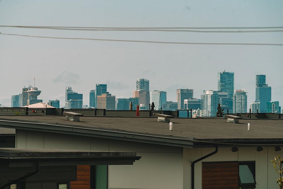 206 615 E 3rd Street North Vancouver, BC - 19