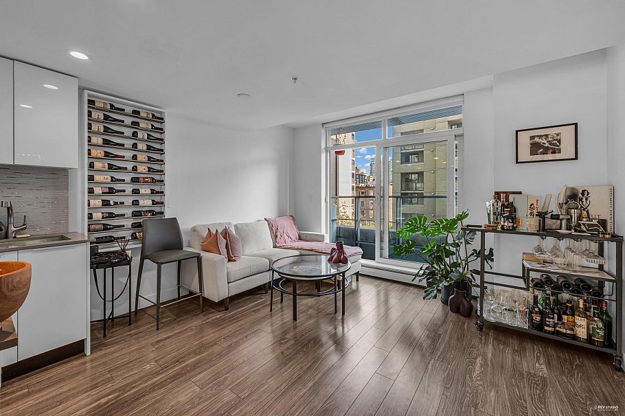 513 1283 Howe Street Vancouver, BC - 9