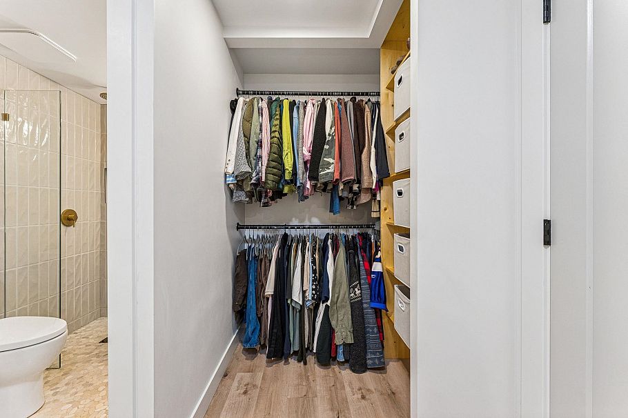 1053 Old Lillooet Road North Vancouver, BC - 18