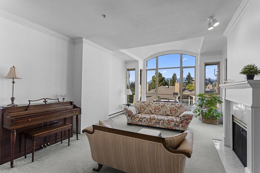 405 3777 W 8th Avenue Vancouver, BC - 4