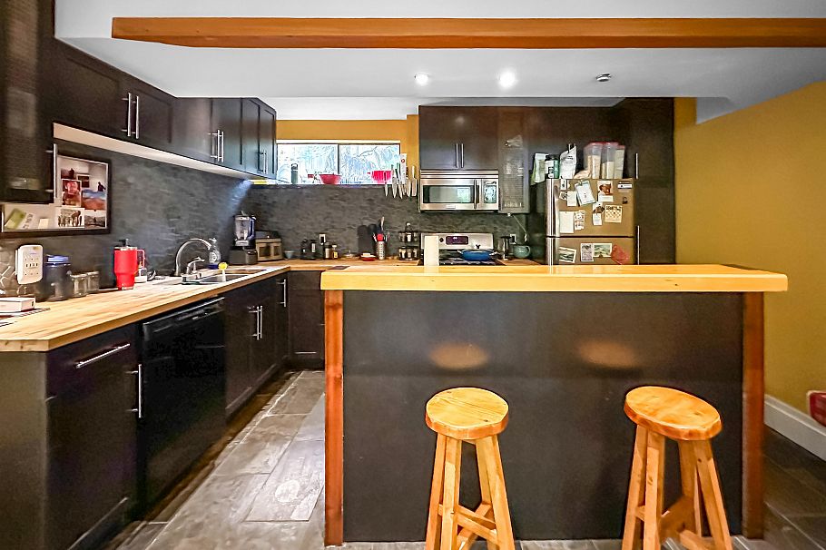 4755 Cove Cliff Road North Vancouver, BC - 32