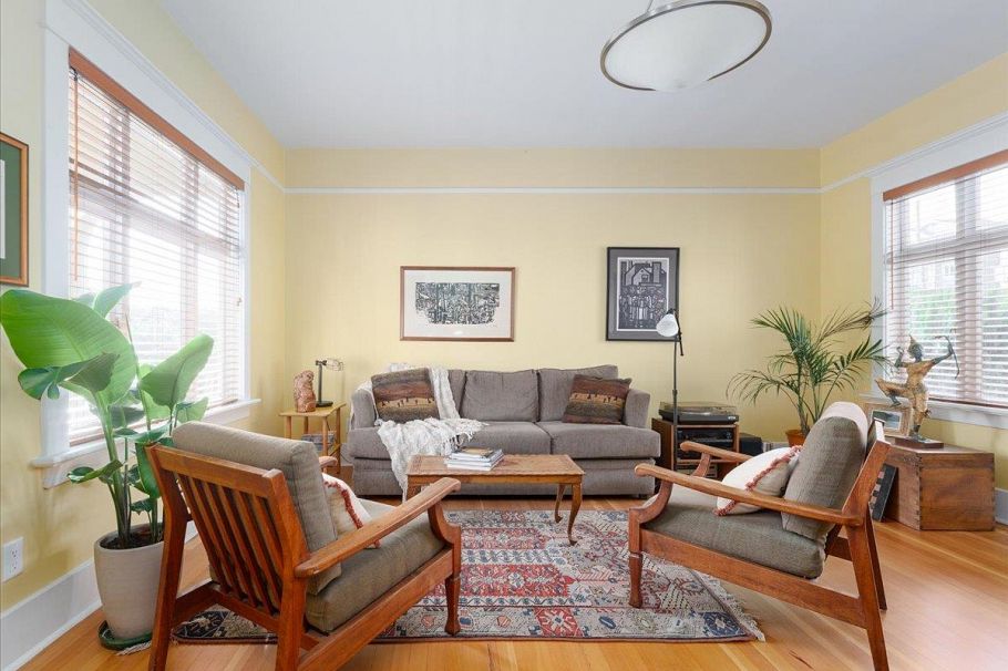 848 E 6th Street North Vancouver, BC - 4