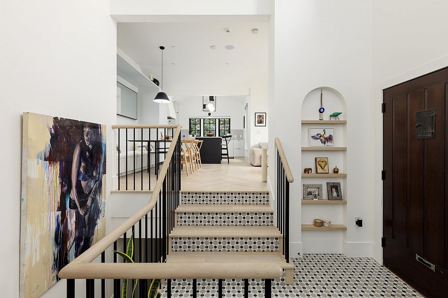 2502 W 33rd Avenue Vancouver, BC - 10