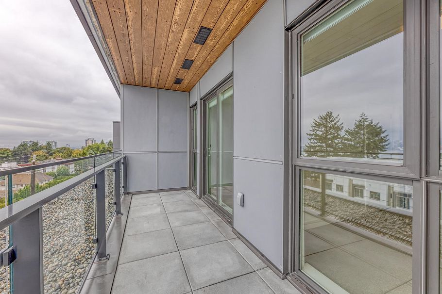 557 422 E 3rd Street North Vancouver, BC - 11