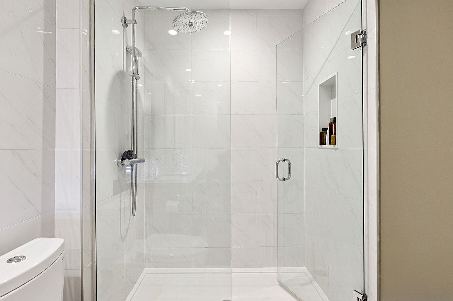 303 707 E 3 Street North Vancouver, BC - 21