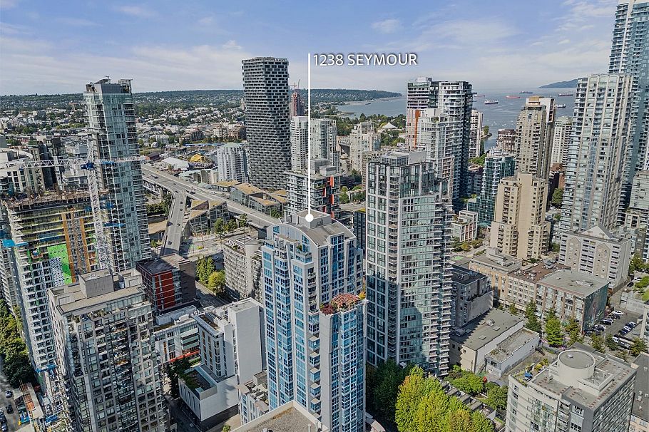 2004 1238 Seymour Street Vancouver, BC - 35