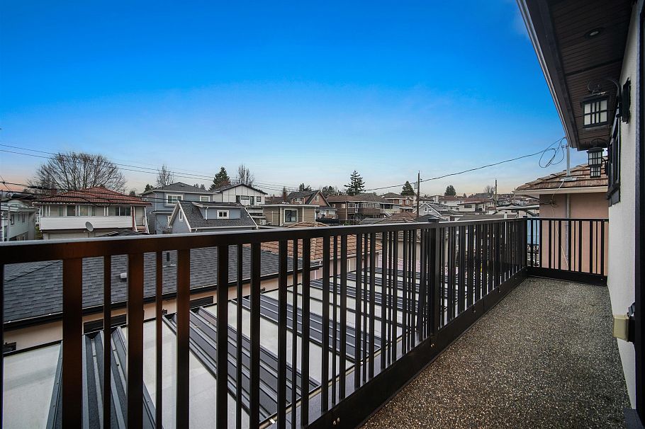 459 E 55th Avenue Vancouver, BC - 23