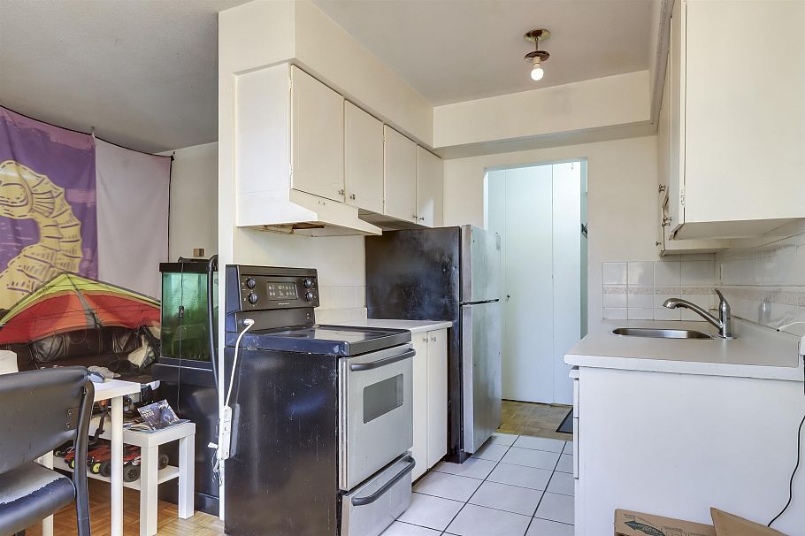 201 1251 Cardero Street Vancouver, BC - 13