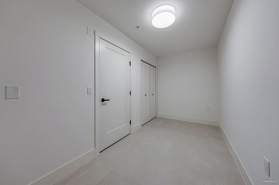 123 5383 Willow Street Vancouver, BC - 12