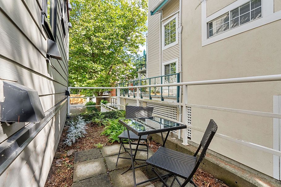 203 755 W 15th Avenue Vancouver, BC - 35